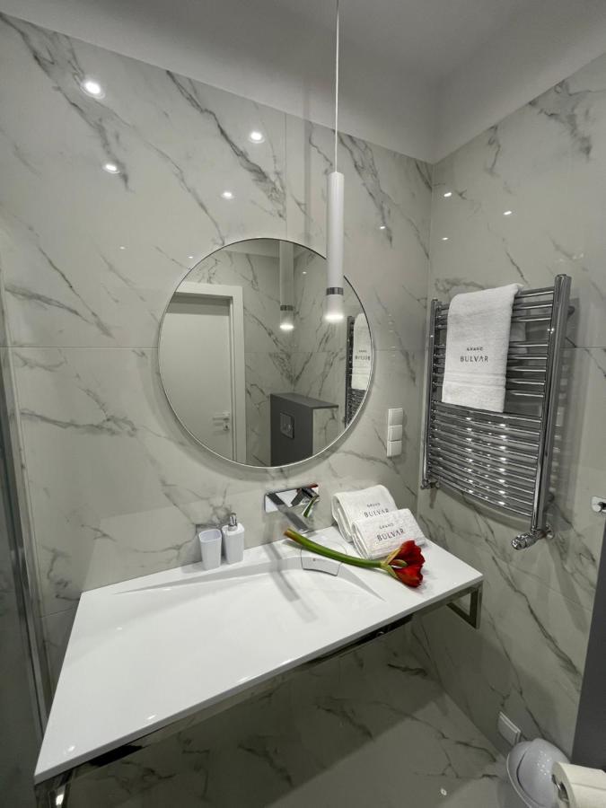 Apartamenty Grand Bulvar Thorn Exterior foto